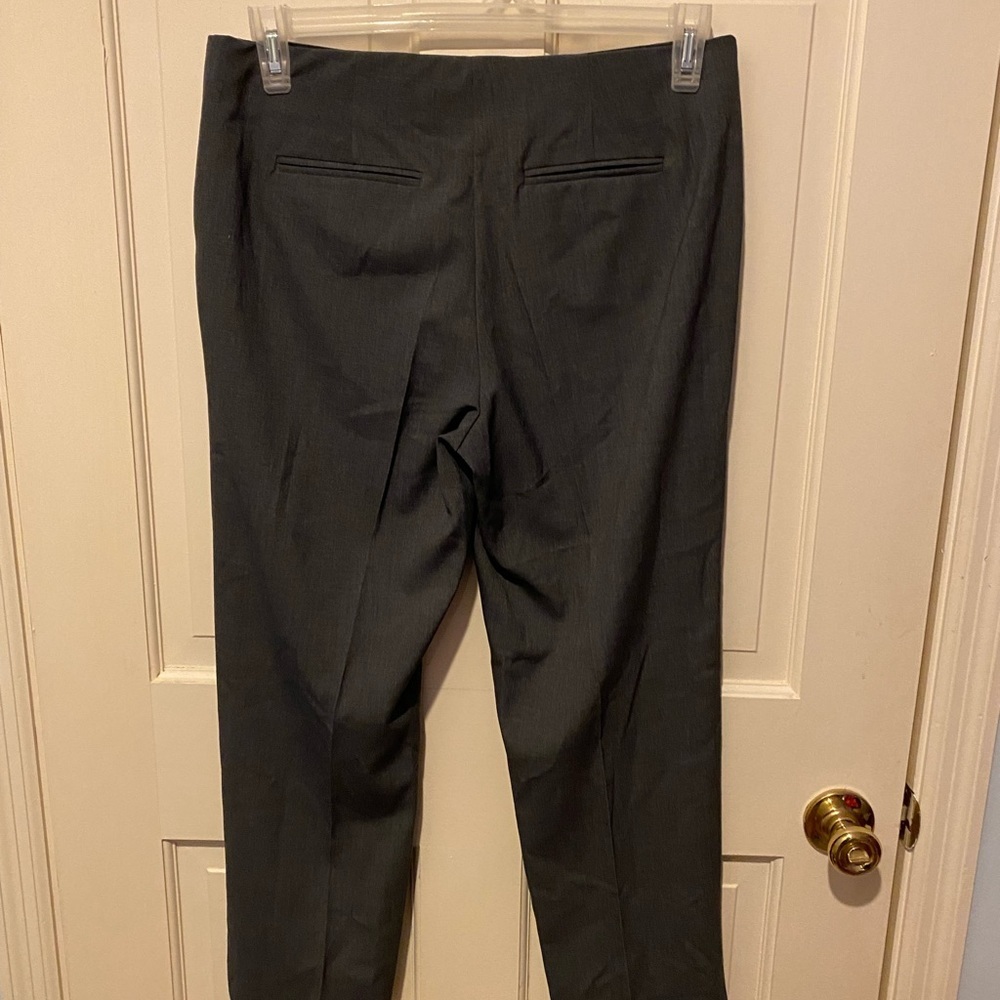 Briggs Woman's Dark Gray Dress Pants SIZE 10P - Picture 5 of 6